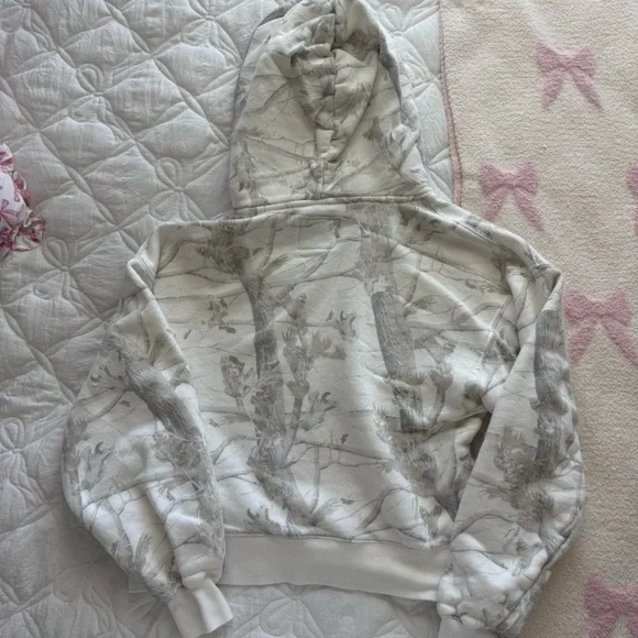 white and grey dairy boy camo woodland hoodie - Picture 7 of 8